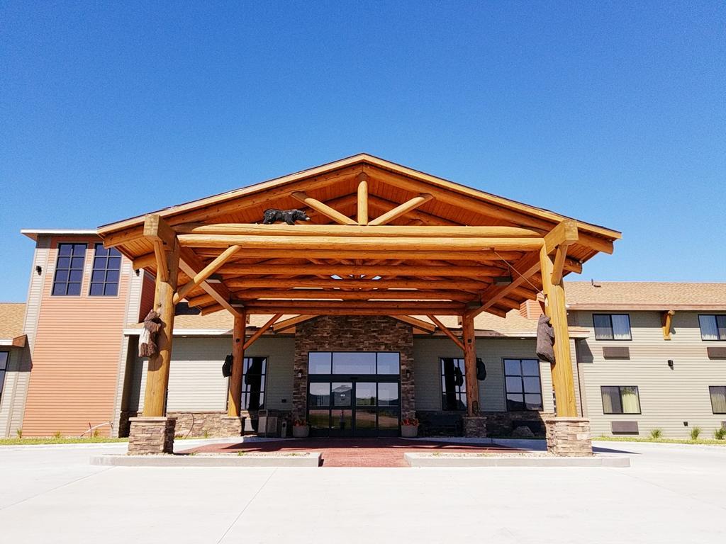 Baymont By Wyndham Oacoma Hotel Exterior photo